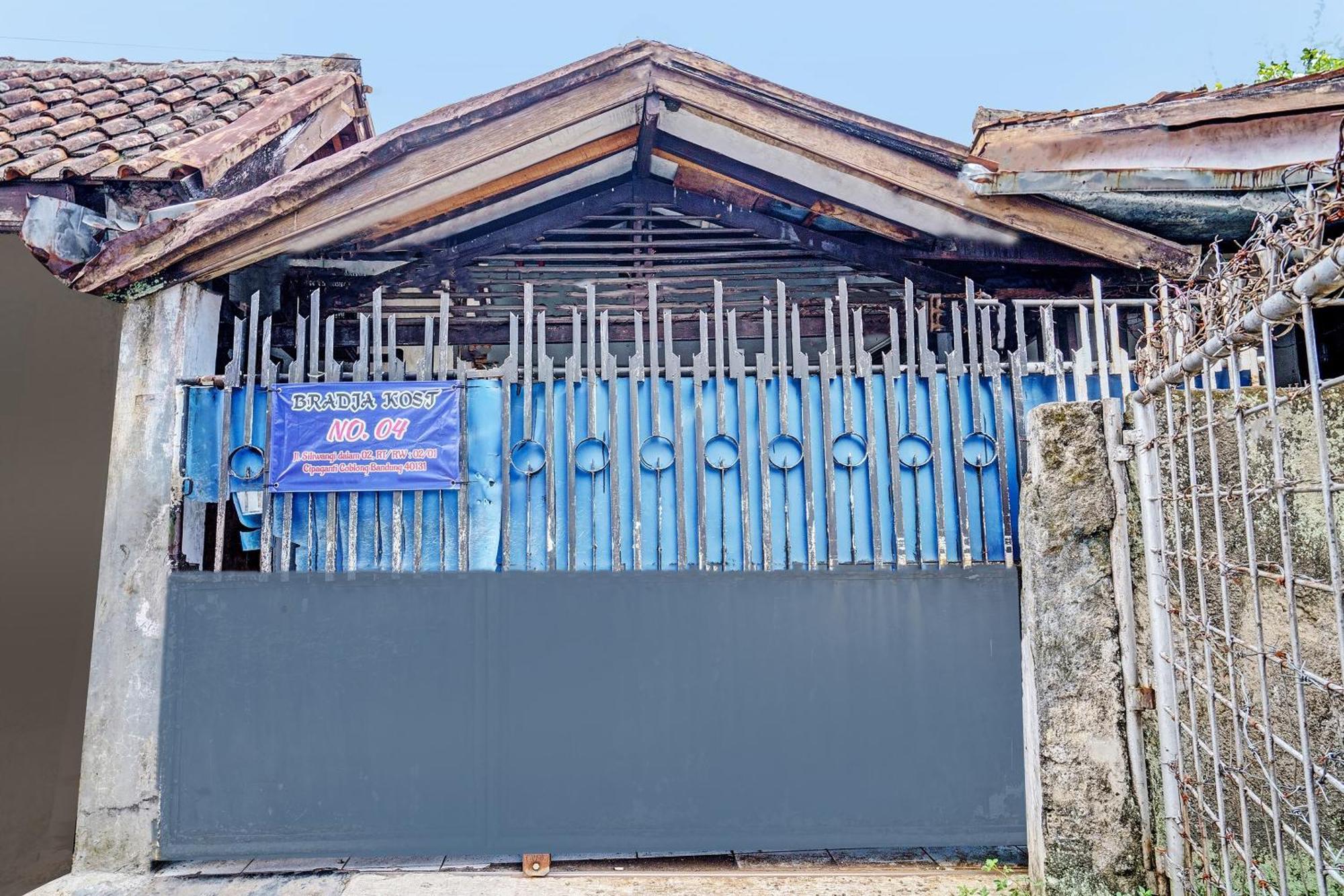 Oyo Life 92709 Kost Teras Cikapundung Syariah 호텔 반둥 외부 사진